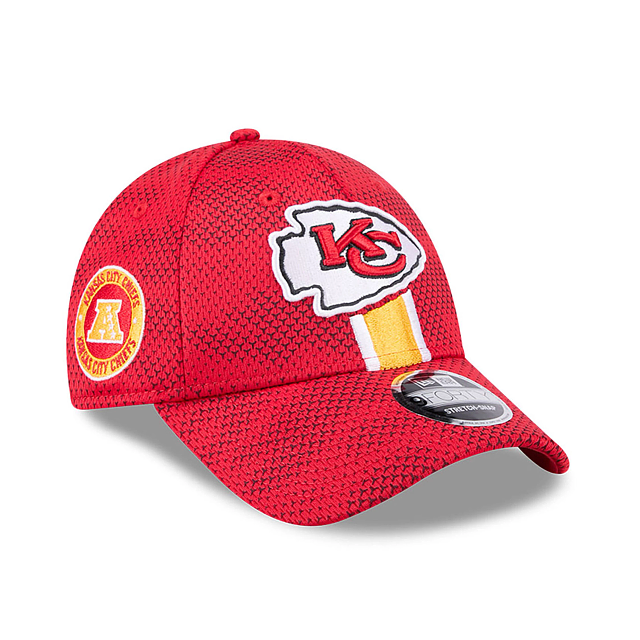 Casquette à pression extensible Sideline 9Forty 2024 rouge pour homme des Chiefs de Kansas City NFL New Era