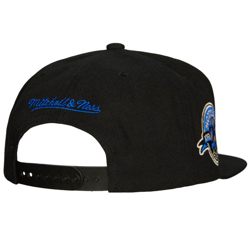Montreal Expos MLB Mitchell & Ness Men's Black Cooperstown Team Classic Snapback