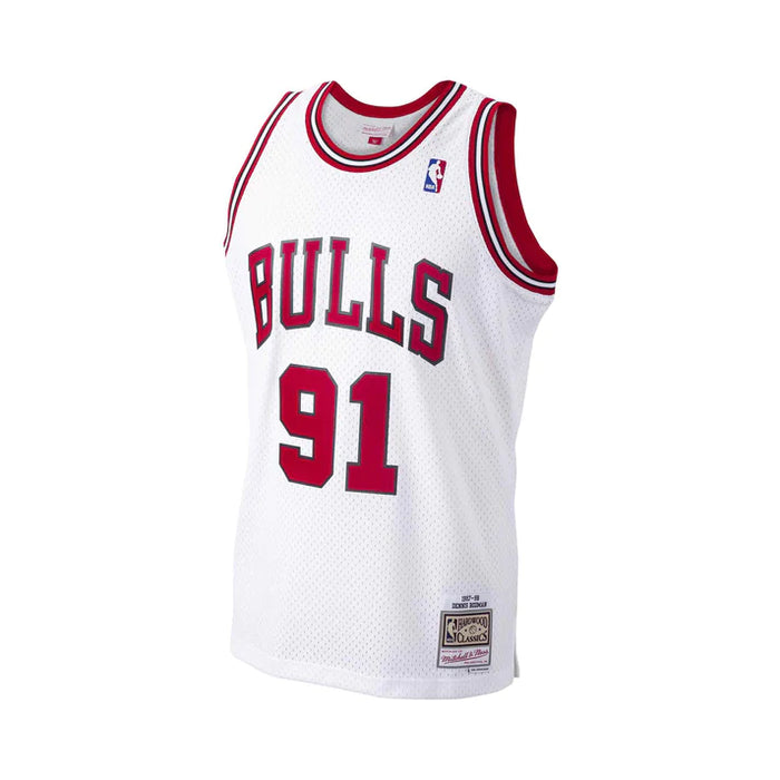 Dennis Rodman Chicago Bulls NBA Mitchell & Ness Men's White 1997-98 Hardwood Classics Swingman Jersey