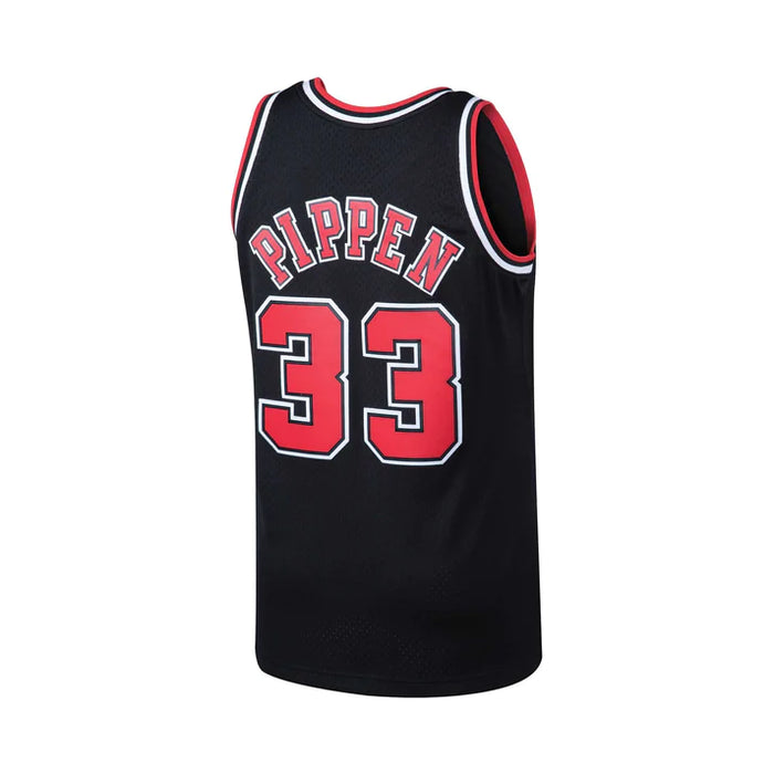 Scottie Pippen Chicago Bulls NBA Mitchell & Ness Men's Black 1997-98 Alternate Hardwood Classics Swingman Jersey