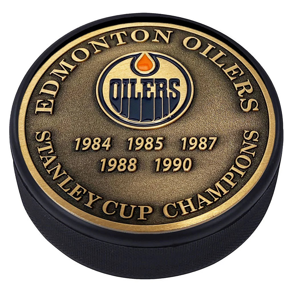 Edmonton Oilers NHL Stanley Cup Years Medallion Hockey Puck