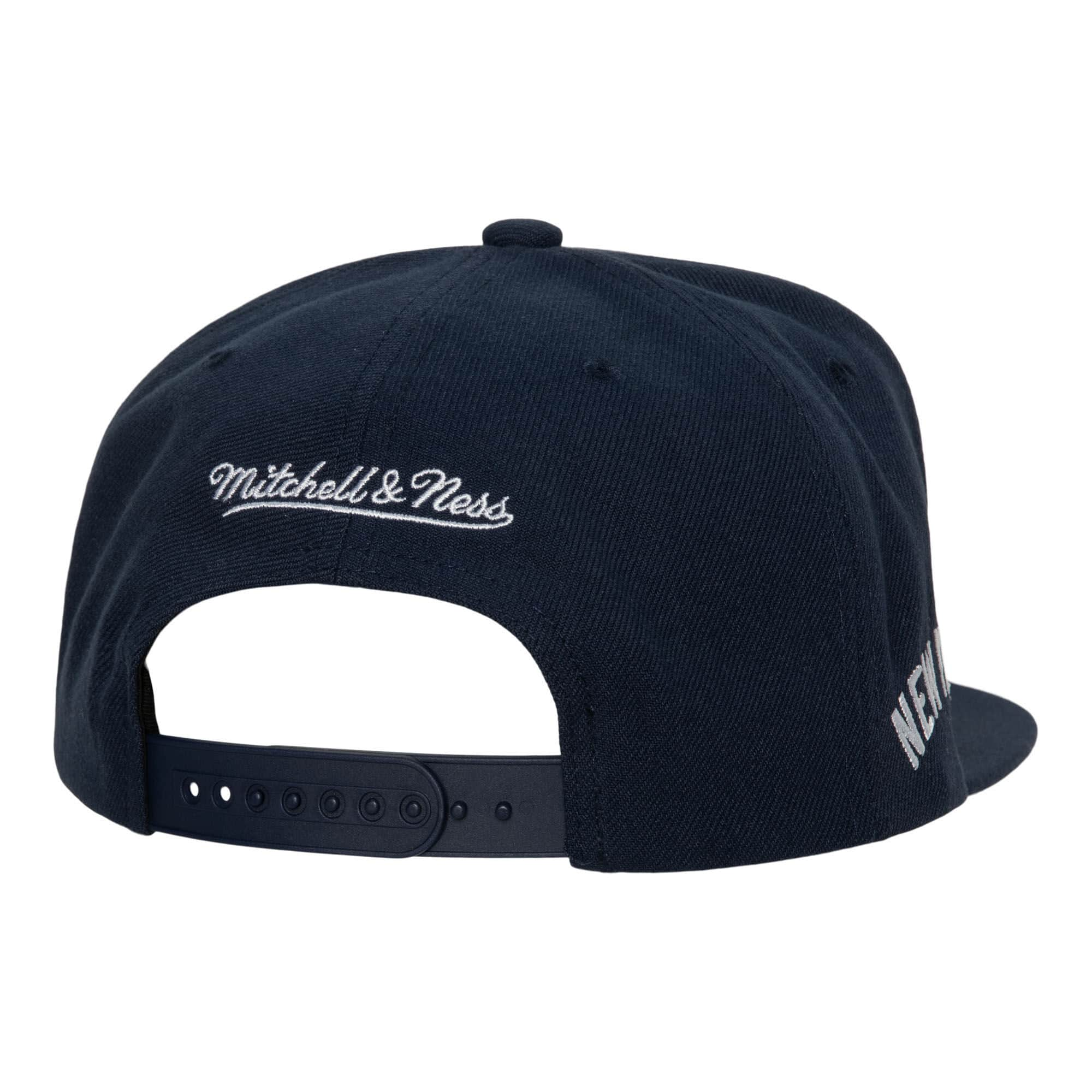 New York Yankees MLB Mitchell & Ness Men's Navy Evergreen Snapback