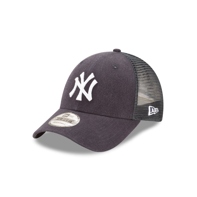 New York Yankees MLB New Era Men's Navy 9Forty Primary Logo Trucker Adjustable Hat