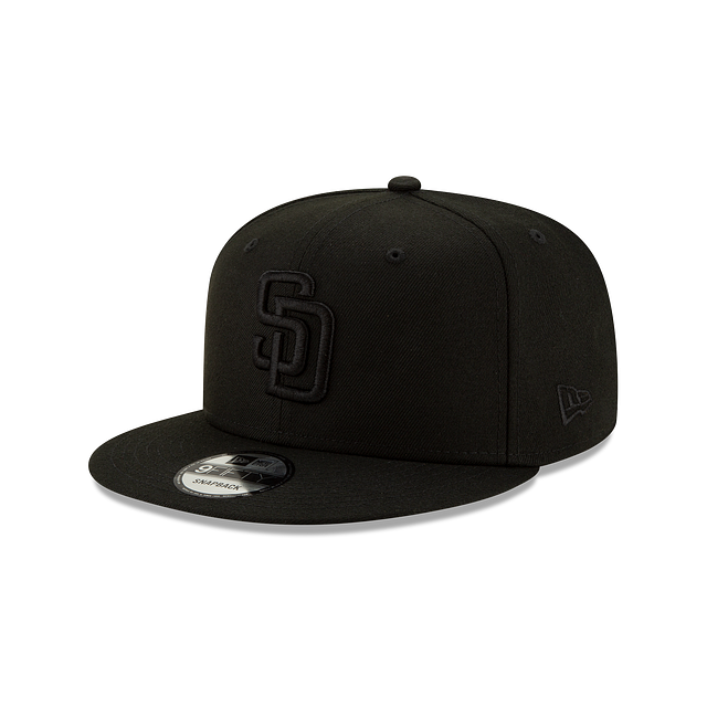 San Diego Padres MLB New Era Noir sur noir 9Fifty Basic Snapback pour hommes