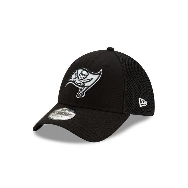 Tampa Bay Buccaneers NFL New Era Men's Black/White 39Thirty Neo Stretch Fit Hat