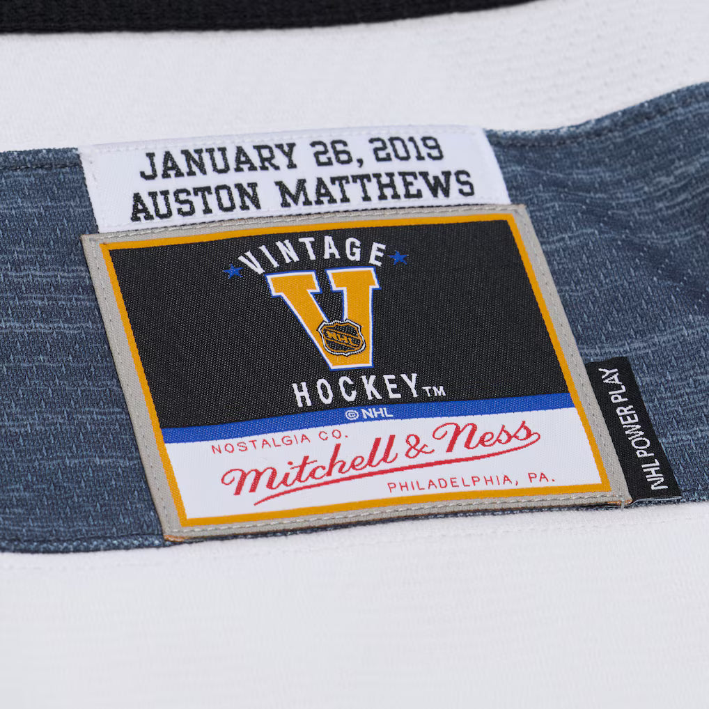 Maillot authentique Auston Matthews Toronto Maple Leafs LNH Mitchell & Ness pour homme blanc et noir 2019 All-Star Power Play