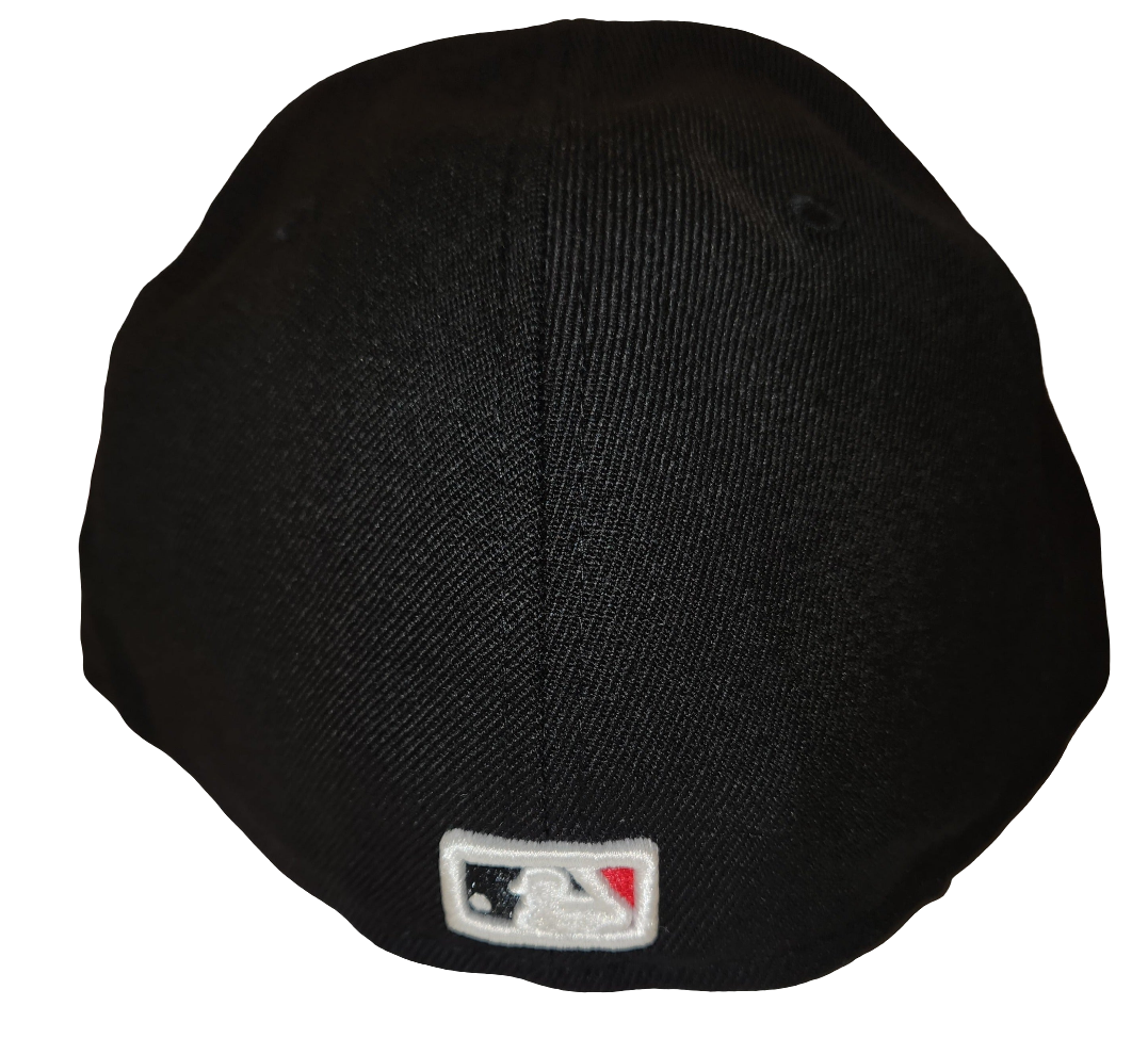 Toronto Blue Jays MLB New Era Men's Black White 59Fifty Red Leaf Fitted Hat