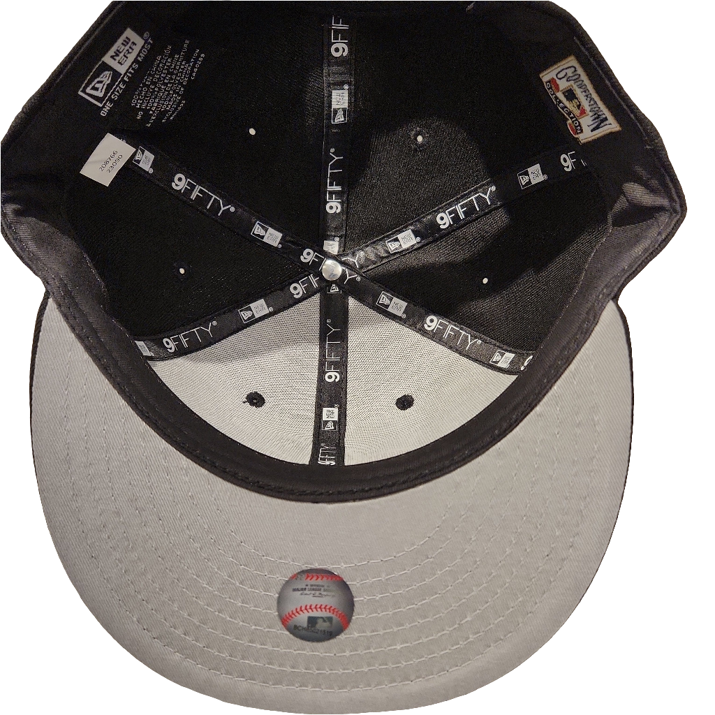 Montreal Expos MLB New Era Men's Black 9Fifty Cooperstown Snapback