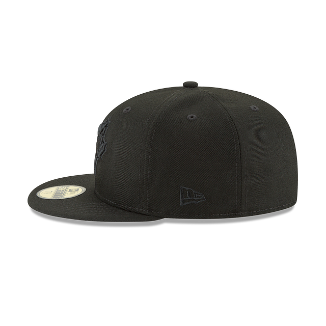 Toronto Blue Jays MLB New Era Men's Black on Black 59Fifty Basic Fitted Hat