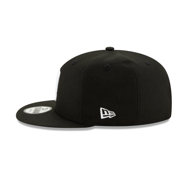 Milwaukee Brewers MLB New Era Men's Black White 9Fifty Basic Snapback