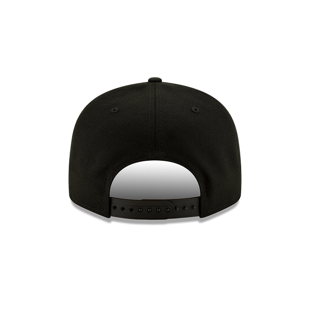 San Diego Padres MLB New Era Noir sur noir 9Fifty Basic Snapback pour hommes