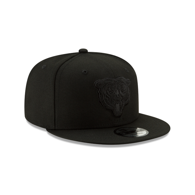 Chicago Bears NFL New Era Men's Black On Black 9Fifty Head Logo Basic Snapback