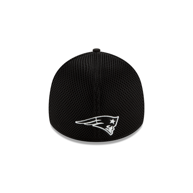 New England Patriots NFL New Era Men's Black/White 39Thirty Neo Stretch Fit Hat