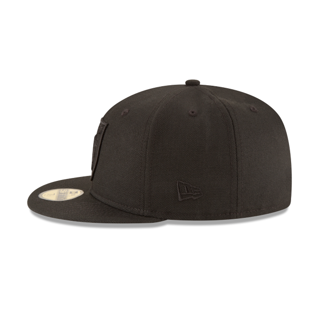 Las Vegas Raiders NFL New Era Noir sur noir 59Fifty League Casquette ajustée de base pour hommes