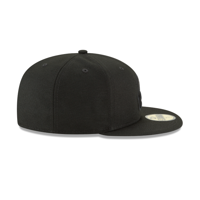 Baltimore Orioles MLB New Era Men's Black on Black 59Fifty Basic Fitted Hat