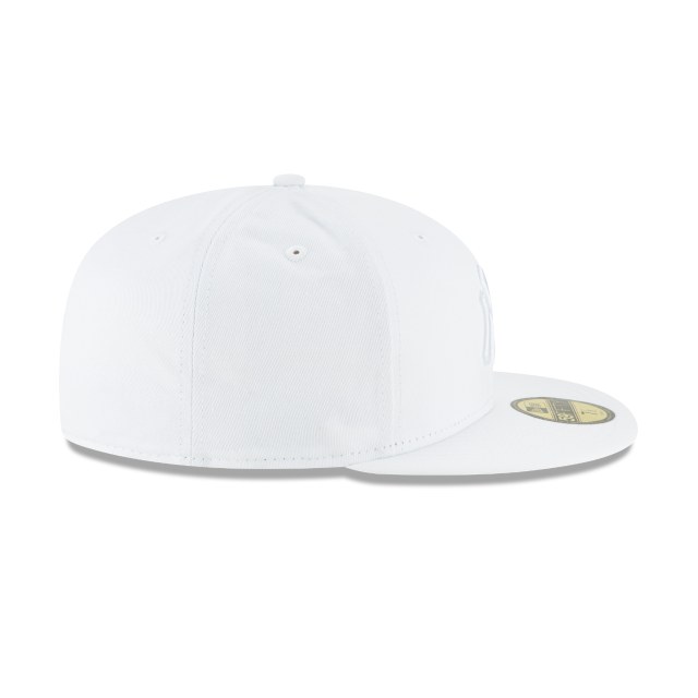 New York Yankees MLB New Era Men's White on White 59Fifty Basic Fitted Hat