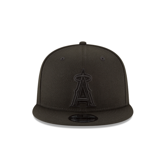 Los Angeles Angels of Anaheim MLB New Era Men's Black on Black White 9Fifty Basic Snapback