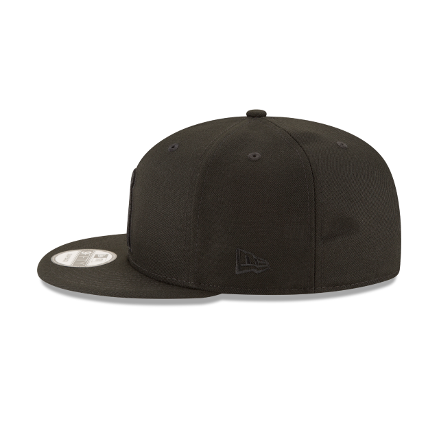 Los Angeles Angels of Anaheim MLB New Era Men's Black on Black White 9Fifty Basic Snapback