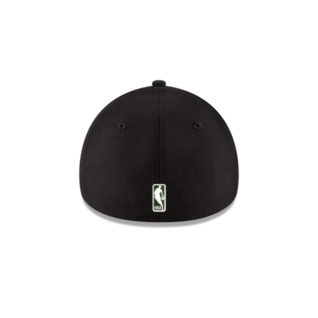 Brooklyn Nets NBA New Era Men's Black 39Thirty Team Classic Stretch Fit Hat