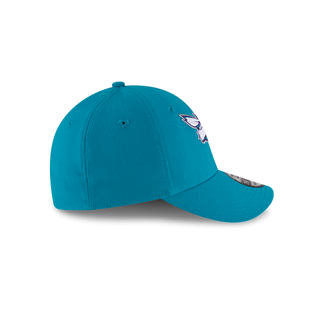 Charlotte Hornets NBA New Era Men's Teal 39Thirty Team Classic Stretch Fit Hat