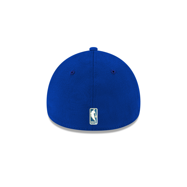 New York Knicks NBA New Era Men's Royal 39Thirty Team Classic Stretch Fit Hat