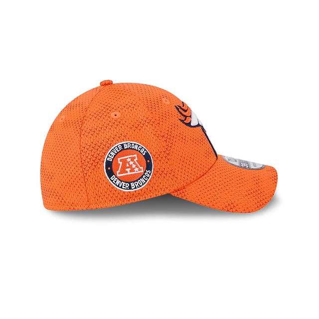 Denver Broncos NFL New Era Men's Orange 39Thirty 2024 Sideline Stretch Fit Hat