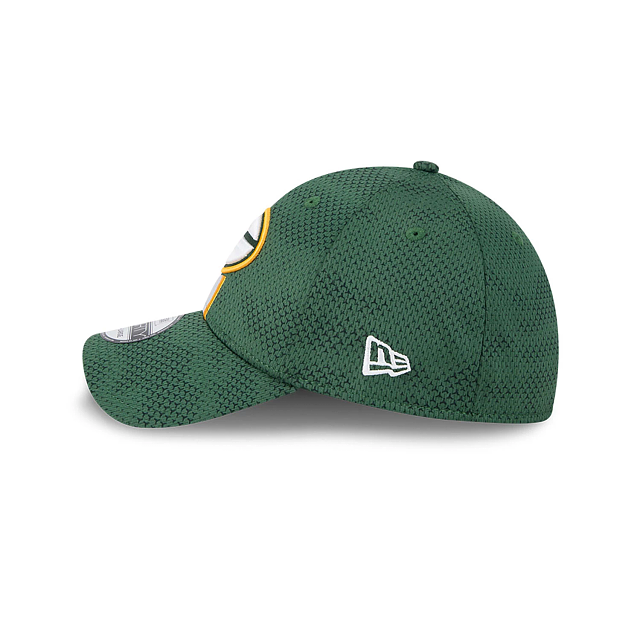 Green Bay Packers NFL New Era Men's Green 39Thirty 2024 Sideline Stretch Fit Hat