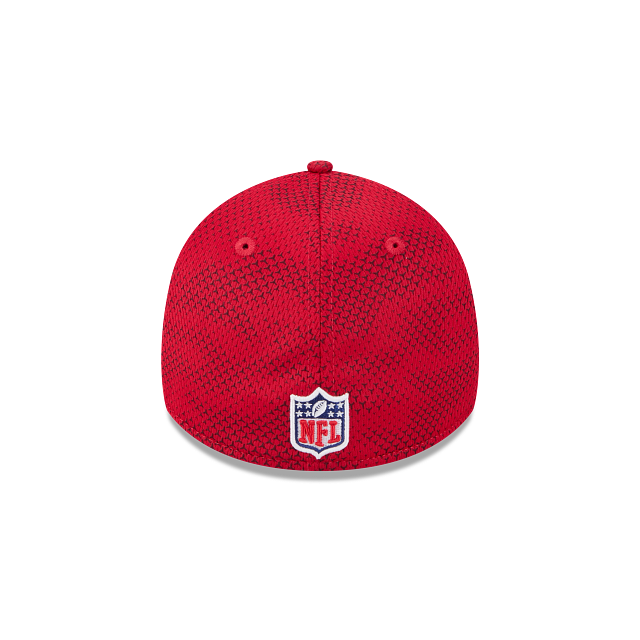 Tampa Bay Buccaneers NFL New Era Men's Red 39Thirty 2024 Sideline Stretch Fit Hat