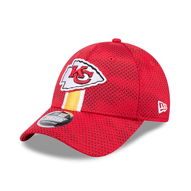 Kansas City Chiefs NFL New Era Men's Red 9Forty 2024 Sideline Stretch Snapback Hat