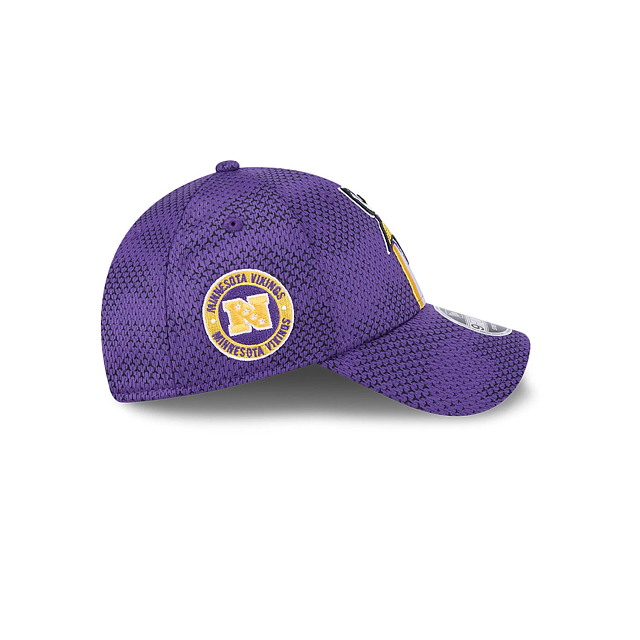 Minnesota Vikings NFL New Era Men's Purple 9Forty 2024 Sideline Stretch Snapback Hat