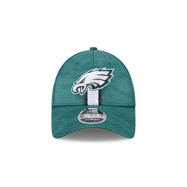 Philadelphia Eagles NFL New Era Men's Green 9Forty 2024 Sideline Stretch Snapback Hat