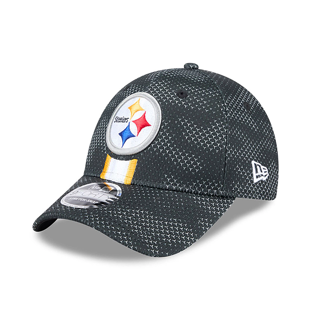 Pittsburgh Steelers NFL New Era Men's Black 9Forty 2024 Sideline Stretch Snapback Hat