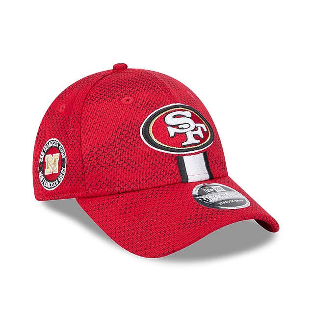 Casquette Snapback extensible 9Forty 2024 Sideline rouge pour homme des 49ers de San Francisco NFL New Era