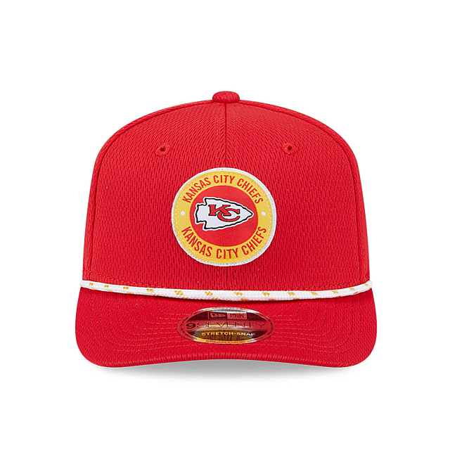 Kansas City Chiefs NFL New Era Men's Red 9Seventy 2024 Sideline Stretch Snapback