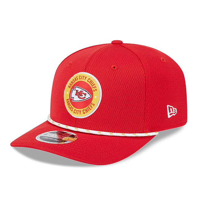 Kansas City Chiefs NFL New Era Men's Red 9Seventy 2024 Sideline Stretch Snapback