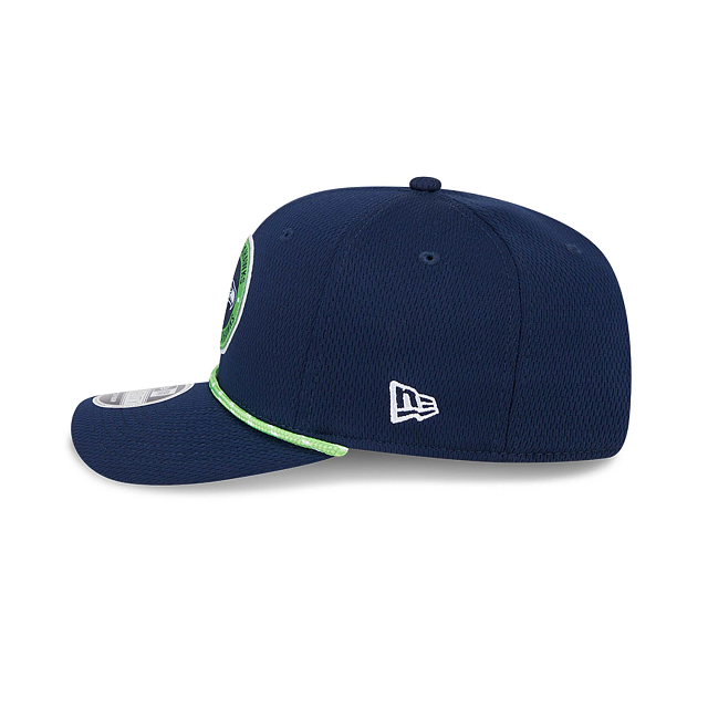 Seattle Seahawks NFL New Era Men's Navy 9Seventy 2024 Sideline Stretch Snapback