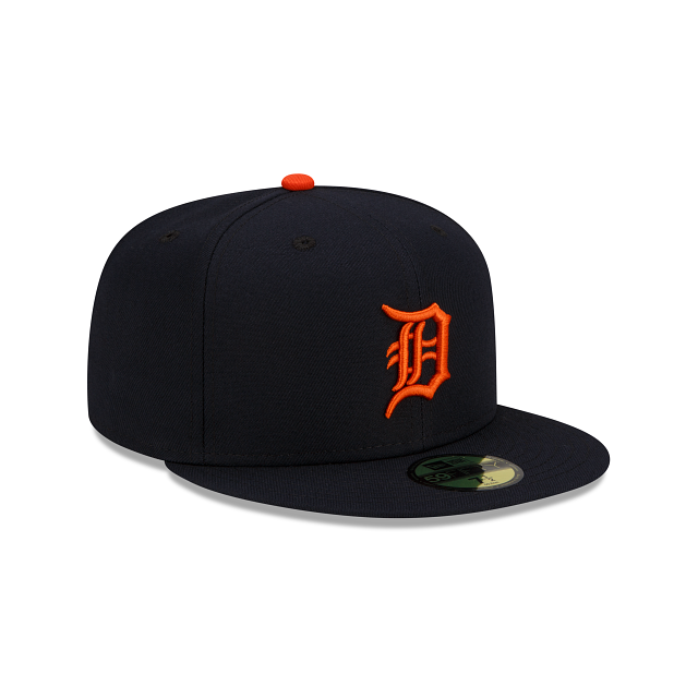 Casquette ajustée MLB New Era 59Fifty Authentic Collection Road 2022 pour jeunes des Detroit Tigers