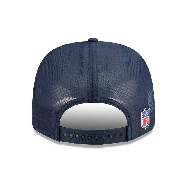 Chicago Bears NFL New Era Men's Navy 9Seventy 2025 Sideline Hot Weather Trucker Snapback