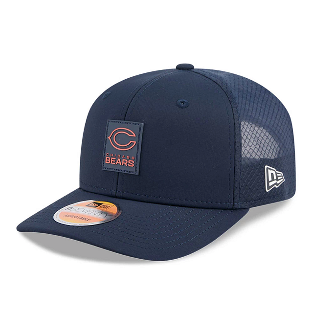 Chicago Bears NFL New Era Men's Navy 9Seventy C Logo 2025 Sideline Hot Weather Trucker Snapback