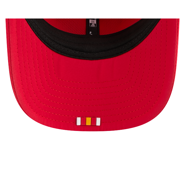 Kansas City Chiefs NFL New Era Men's Red 9Seventy 2025 Sideline Hot Weather Trucker Snapback