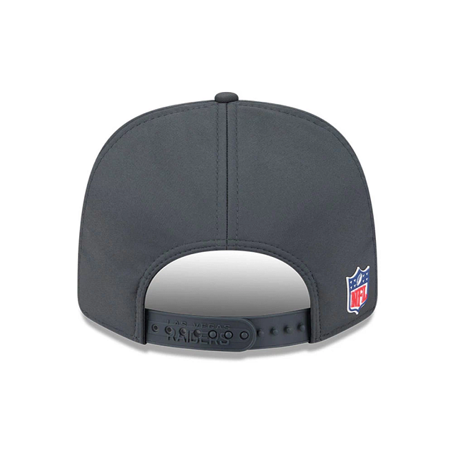 Las Vegas Raiders NFL New Era Men's Charcoal 9Seventy 2025 Sideline Stretch Snapback