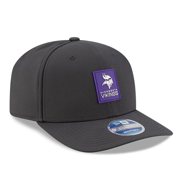 Minnesota Vikings NFL New Era Men's Charcoal 9Seventy 2025 Sideline Stretch Snapback