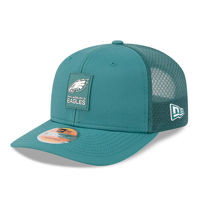 Philadelphia Eagles NFL New Era Men's Midnight Green 9Seventy 2025 Sideline Hot Weather Trucker Snapback