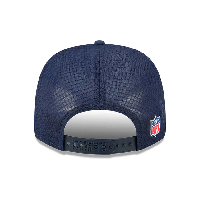 New England Patriots NFL New Era Men's Oceanside Blue 9Seventy 2025 Sideline Hot Weather Trucker Snapback