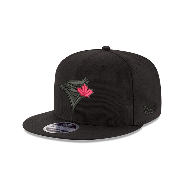 Toronto Blue Jays MLB New Era Men's Black On Black 9Fifty Red Leaf Snapback