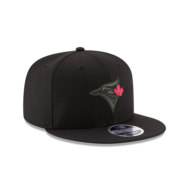 Toronto Blue Jays MLB New Era Men's Black On Black 9Fifty Red Leaf Snapback