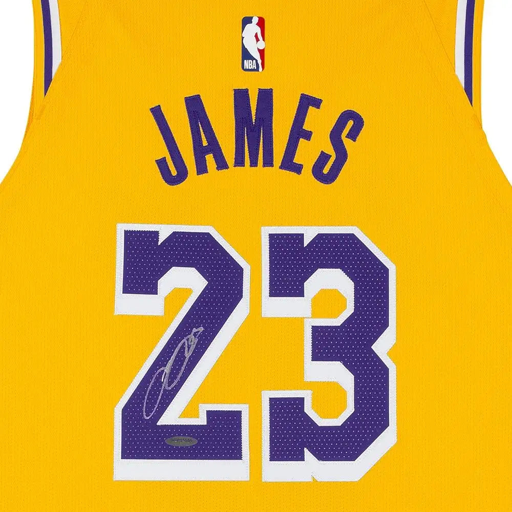 Maillot authentique dédicacé par Nike NBA des Los Angeles Lakers de LeBron James en or