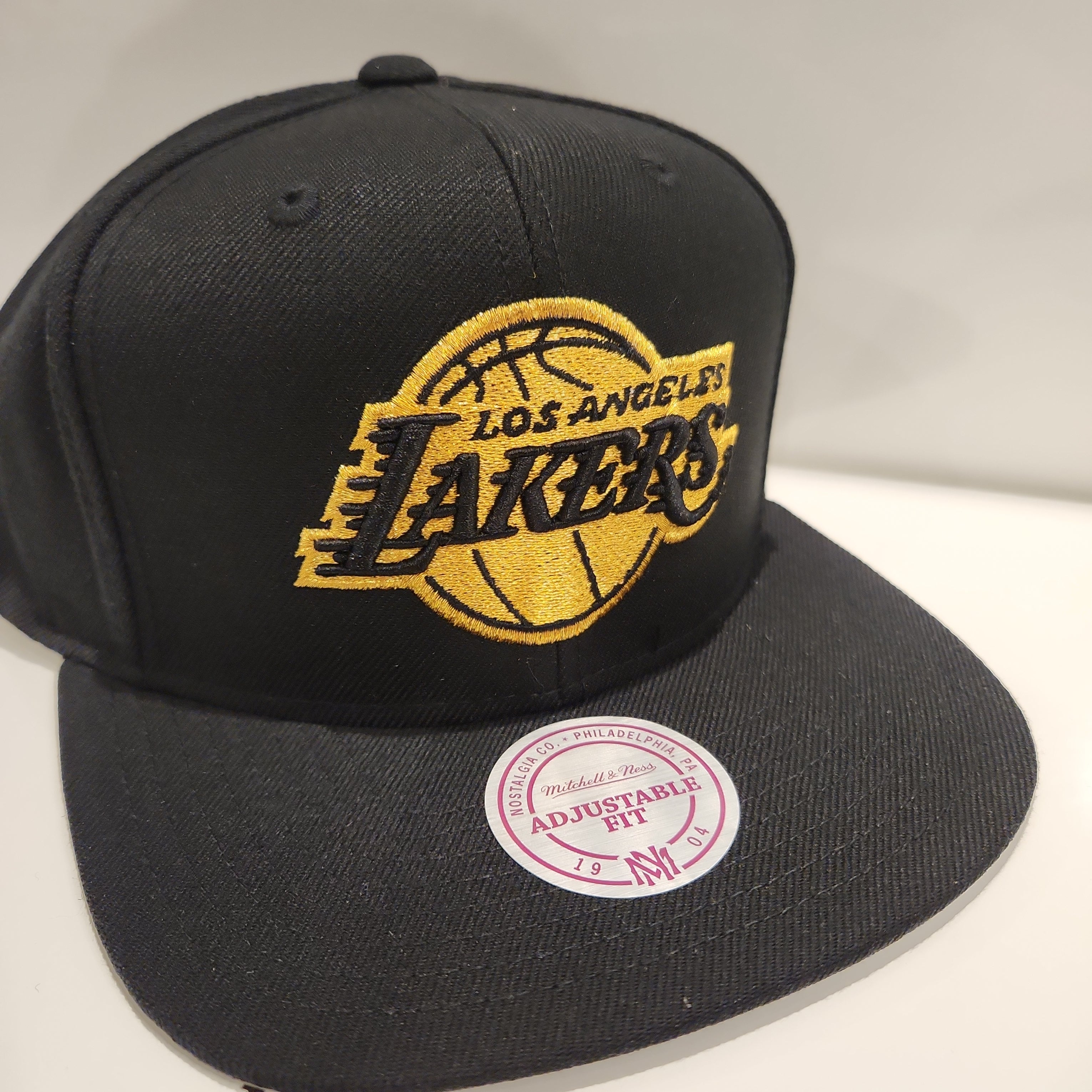 Los Angeles Lakers NBA Mitchell & Ness Men's Black Gold Logo Snapback