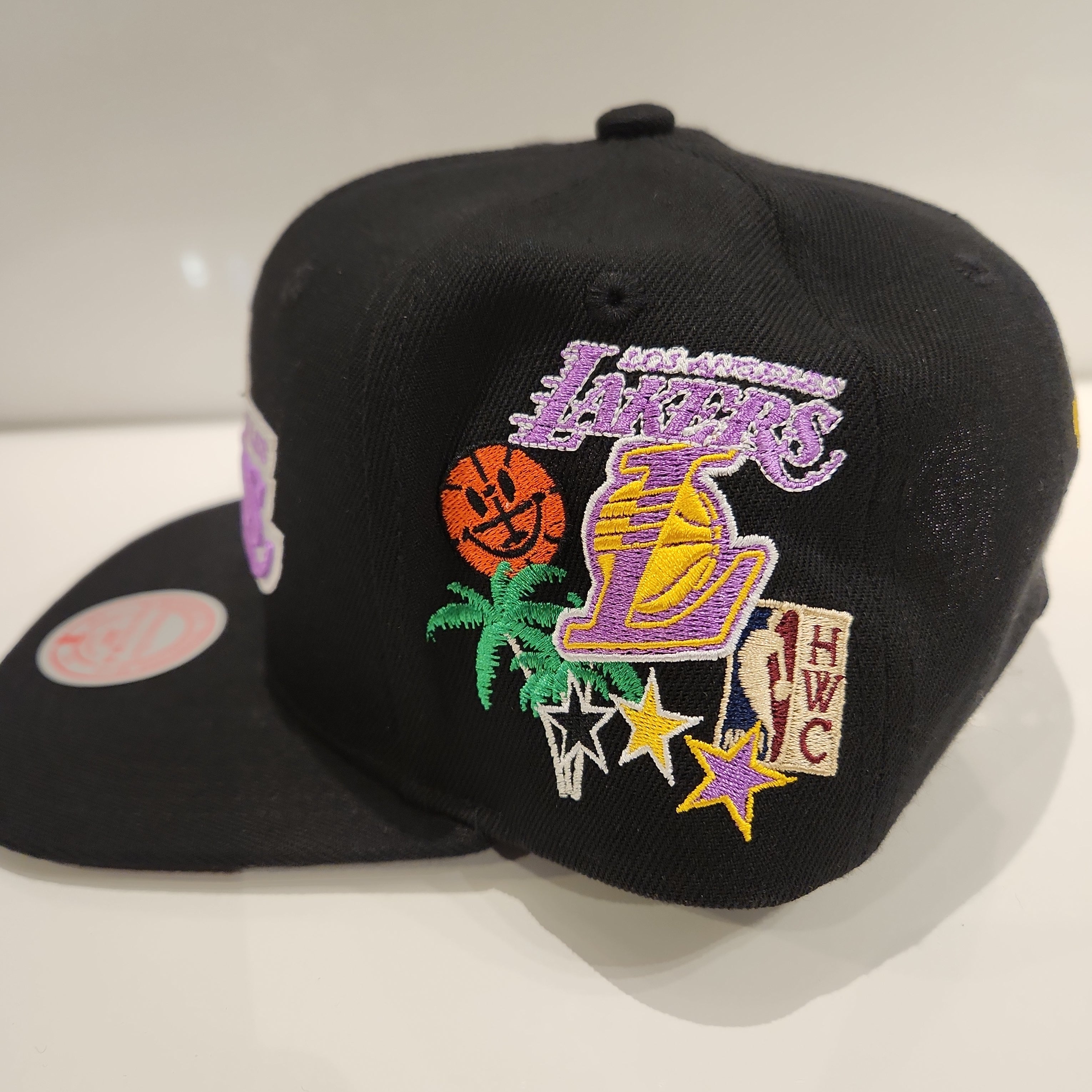 Los Angeles Lakers NBA Mitchell & Ness Men's Black Patch Overload Snapback