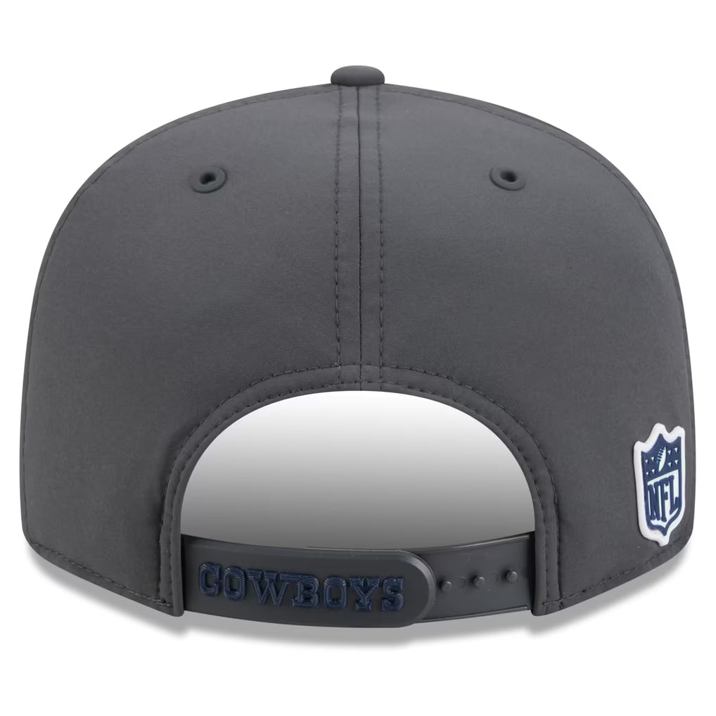Dallas Cowboys NFL New Era Men's Charcoal 9Fifty 2026 Sideline Cold Weather Snapback